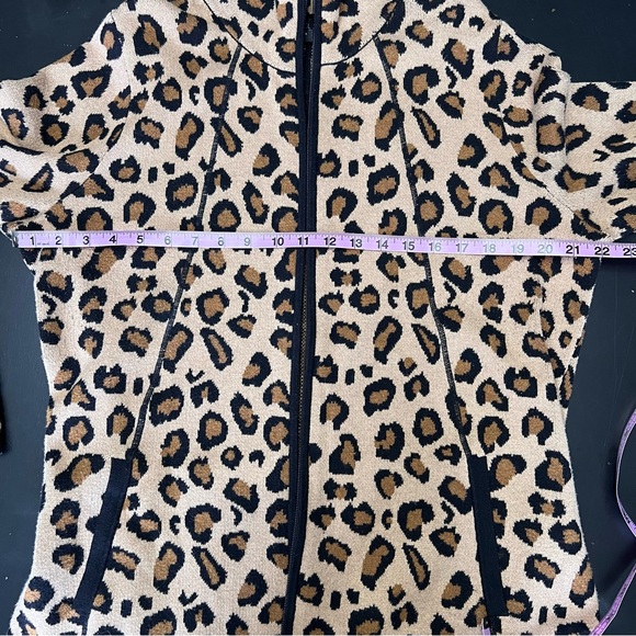 *SOLD*Rachel Zoe Leopard Print Sweater Jacket Size 1X - Picture 9 of 10